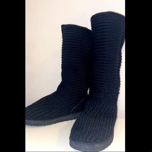 UGGs Black
